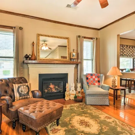 Charming Craftsman Home in Downtown Bartlesville!