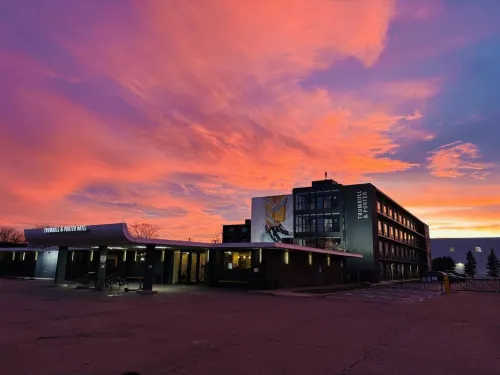 Trumbull and Porter - Detroit Downtown Hotels in Detroit