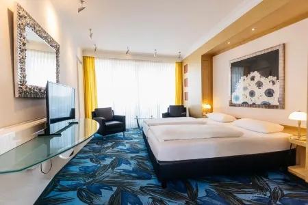 Vitalia Seehotel Отели в г. Бад-Ольдесло