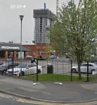 Mega1 Luxury Spacious 1Bedroom Apartment, Manchester - parking