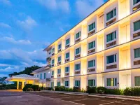 Microtel by Wyndham South Forbes Near Nuvali Hotels in Laguna