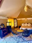 Aladdin Merzouga Camp - ที่มีที่จอดรถ