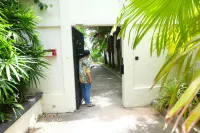 พูลวิลล่าใกล้ทะเล บ้านเดอะพูลเฮาส์พัทยา หมายเลข 8 The Pool House Pattaya No.8 - บังกะโล