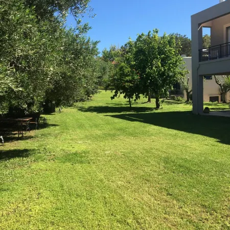 Terpsichori Villa and Apartments