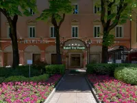 Zanhotel Tre Vecchi Hotel berhampiran Piazza del Nettuno