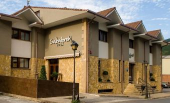 Hotel Salbatoreh