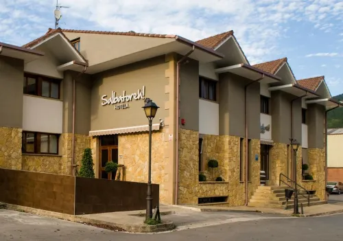 Hotel Salbatoreh