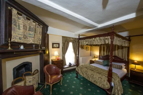 Cbh Prince Rupert Hotel Hotel a Alberbury with Cardeston