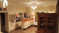 Hôtel la Résidence Hotels in Pujols