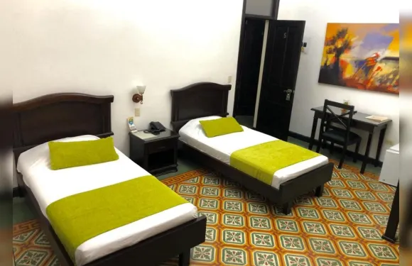 卡薩埃斯科瓦爾布加酒店