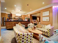 Number One South Beach Hotels near Blackpool Central Library