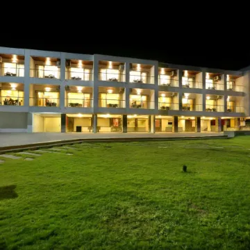 7 Apple Resort Lonavala
