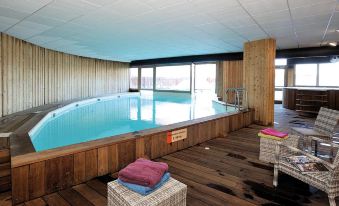 Lagrange Vacances le Roc Belle Face