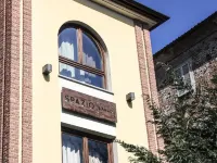 Spazio[Bianco] Hotels in Ivrea