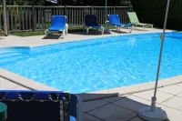 Logis Hotels- Auberge de la Tour - Hôtel et Restaurant Hotel a Duravel