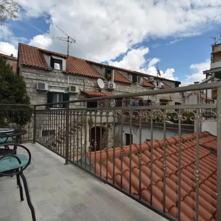 Kuzma Rooms and Apartments