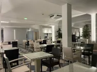 Hotel Athena
