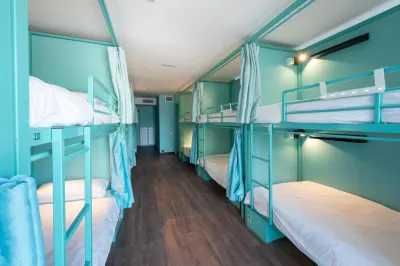 Hostelle - Women Only Hostel Barcelona Hotels near Mercado Singuerlin