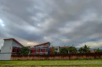 Homestay Griya Sawah Gunung Syariah Mitra RedDoorz Hotels in Banjarnegara