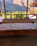 Hostal Al Yaras - parking