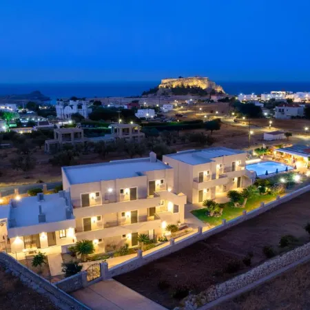 Celestial Lindos Suites Отели рядом с достопримечательностью «Пляж Агиос-Павлос»