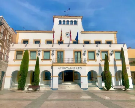 Hostal Juan XXIII サン・セバスティアン・デ・ロス・レイエスのホテル