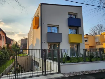 Apartman 18  호텔