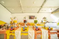 Hotel Magico Inn - breakfast