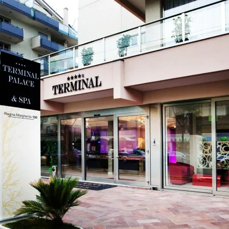 Terminal Palace & Spa