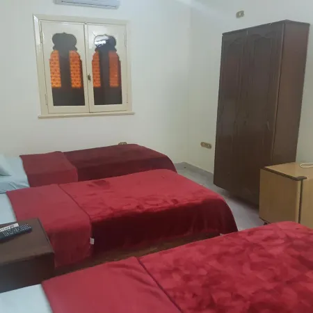 Arabian Nights Hotel Отели рядом с достопримечательностью «Улица Аль-Муиз»