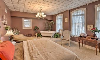 Pet-Friendly Apt 2 Blocks to Riverside Park!