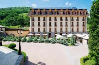 Elegant Hotel & Resort