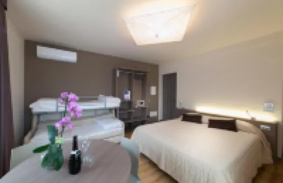 International Rooms & Apartments