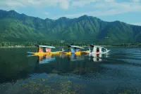 Goona Palace Houseboats - Parking