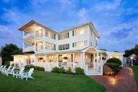 Inn at Harbor Hill Marina فنادق في Waterford