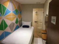 Subwow Hostel Hotel di Bandung