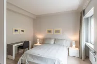 Four Stars Aparthotel