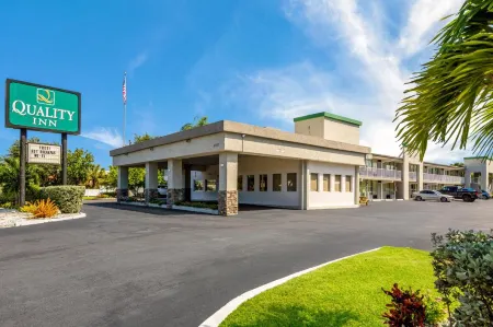 Quality Inn Bradenton - Sarasota North Отели рядом с достопримечательностью «Биг Фиш»