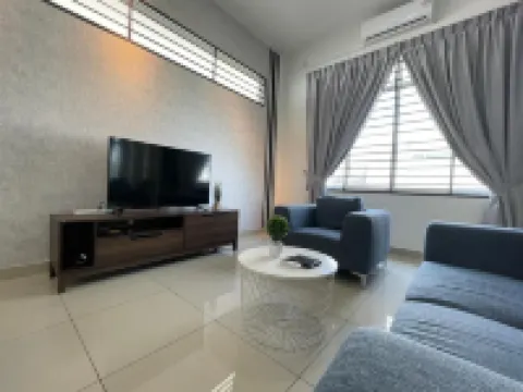 Desaru Arcadia Cozy Huge Villa 11-16pax Wifi Netflix 5 Mins to Desaru Beach