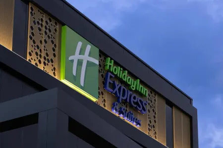 Holiday Inn Express & Suites Deventer Отели рядом с достопримечательностью «Bergkerk»
