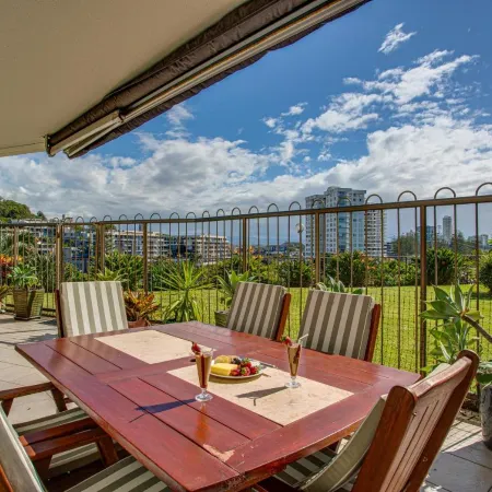 Gemini Court Holiday Apartments Отели рядом с достопримечательностью «Берли-Хедз»