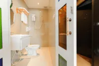 Cloud 9 Lodge - Hostels