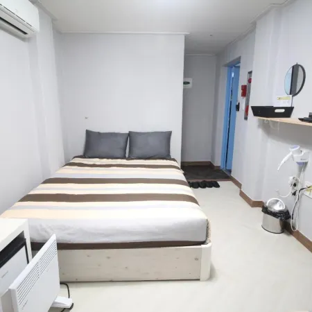 24 Guesthouse Seomyun