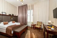 Hotel Golden Eagle Các khách sạn ở Zeliezovce