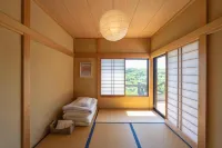 Yamo-Kawana Ippekiko Hotels in 