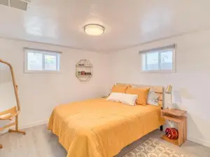 Great Find! Downtown Oasis with Office Setup