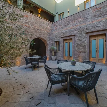 Hotel Casa Aranzazu San Luis Potosi Отели рядом с достопримечательностью «Парк Тангаманга»