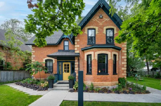 Somewhere Inn Collingwood