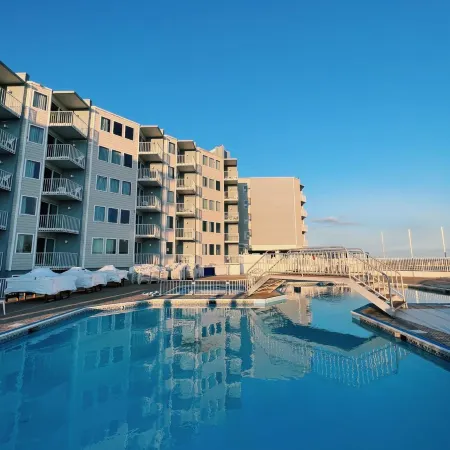 El Coronado Resort