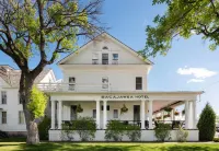 The Sacajawea Hotel Hotels in 
